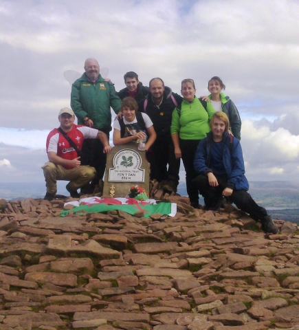 mountain trail group
